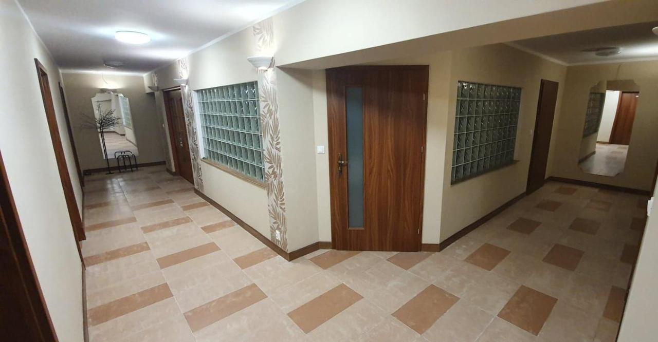 اوك Villa Eden & Restaurant المظهر الخارجي الصورة