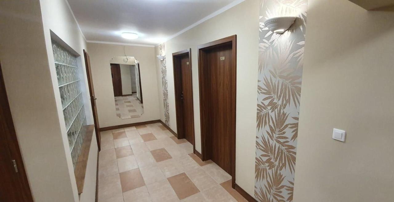 اوك Villa Eden & Restaurant المظهر الخارجي الصورة